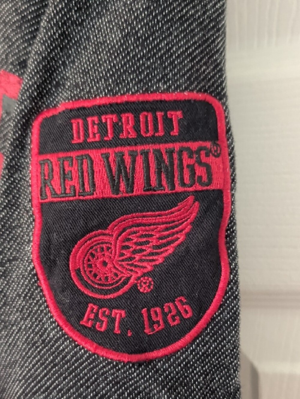 2X Detroit Red Wings Zip Up Hoodie - Picture 4 of 5